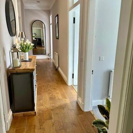 Beautiful Spacious Apartment In Town Centre Oban Exterior foto