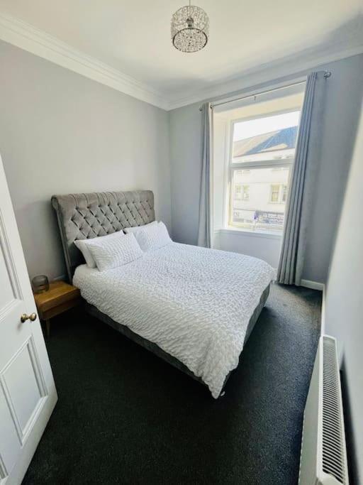 Beautiful Spacious Apartment In Town Centre Oban Exterior foto